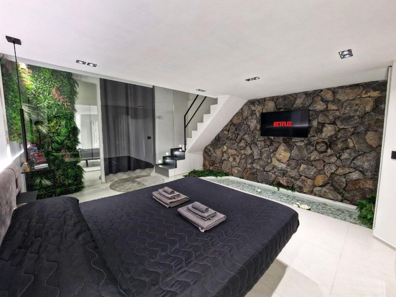 Siculi Senses Loft Villa Catania Bagian luar foto